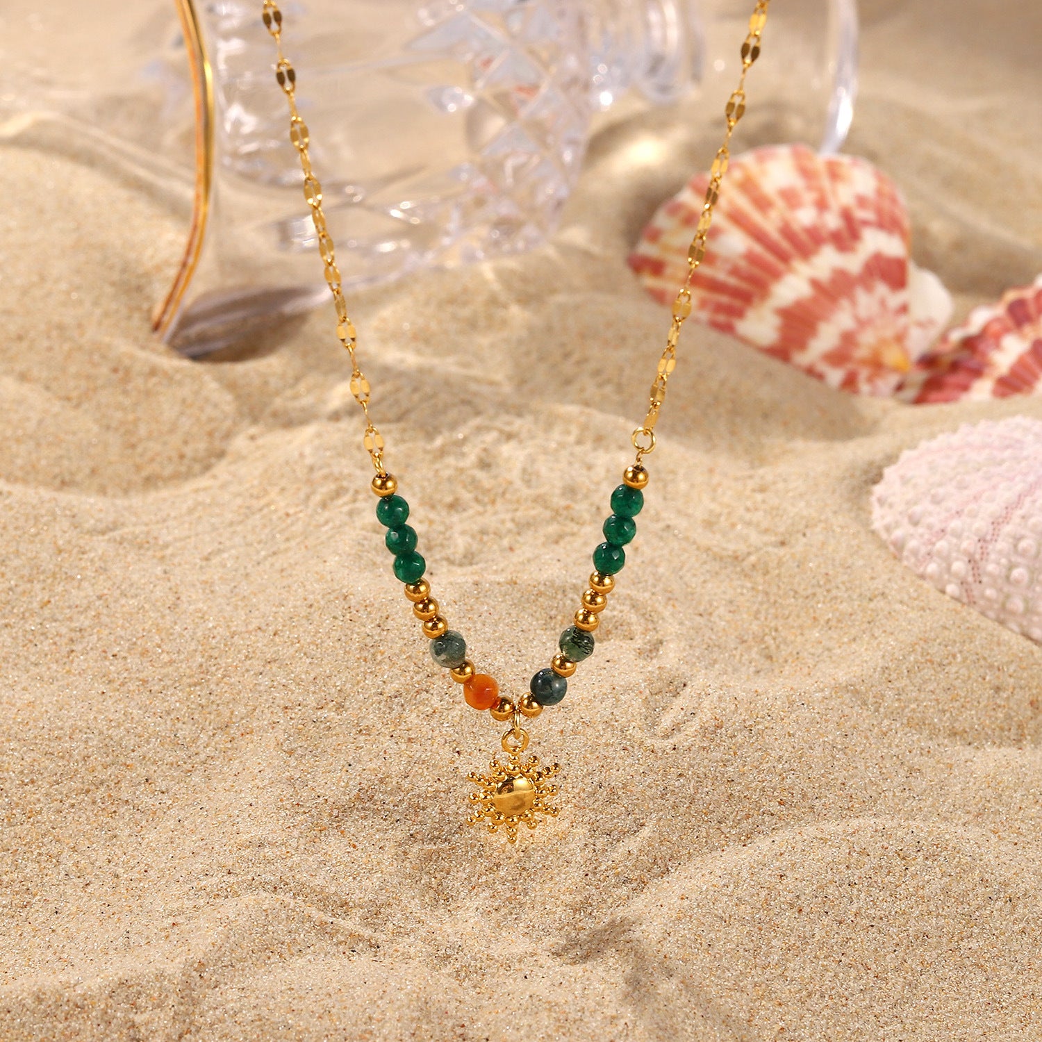 Collar con colgante de sol chapado en oro de acero inoxidable al por mayor